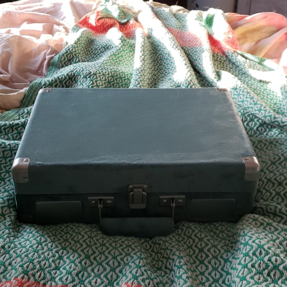 Crosley Record Player - Picture 2 of 3